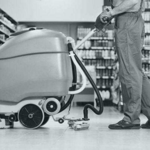 retail cleaning services in Chicago