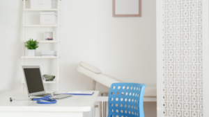 Chicago’s Professional Medical Cleaning supporting a spotless dental treatment room with modern equipment and organized layout.