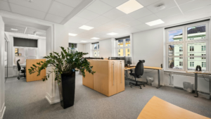 Best Janitorial Services Chicago maintaining clean open office workspace
