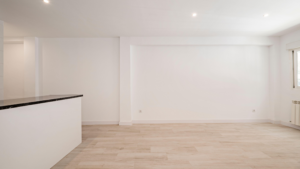 Clean commercial interior after Post Construction Cleaning in Chicago with finished flooring, painted walls, and move-in-ready space.